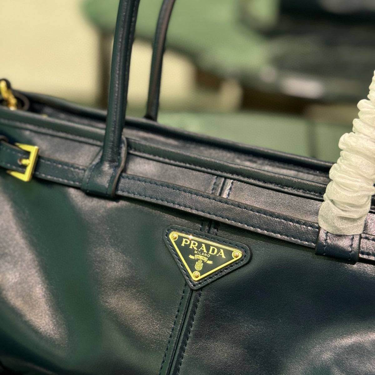 PD MEDIUM LEATHER HANDBAG