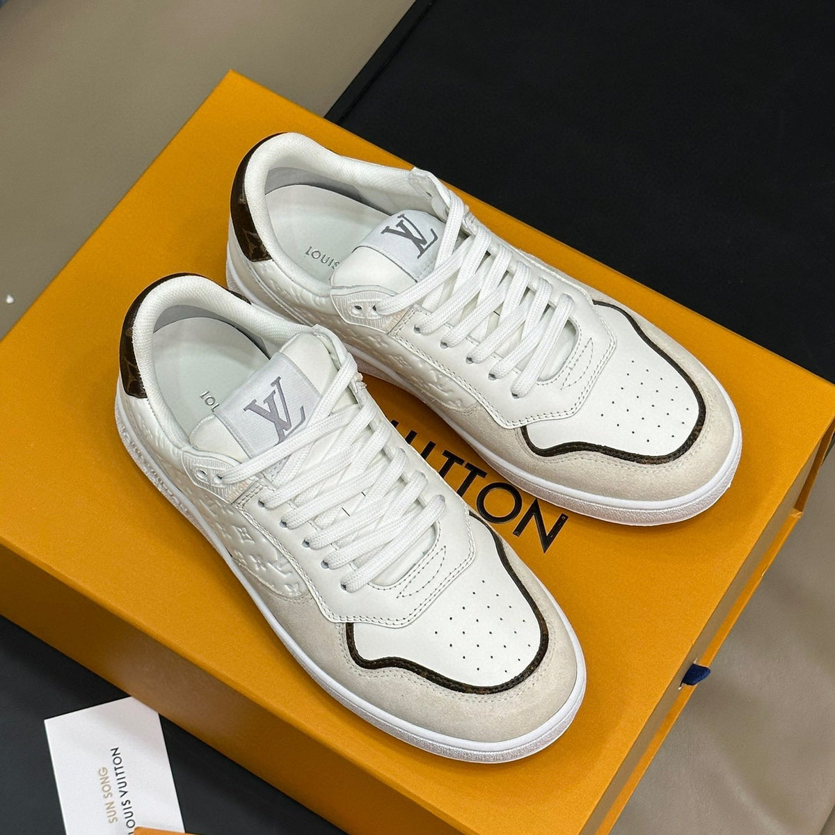 LOU TRAINERS