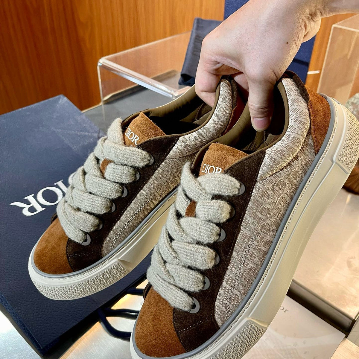CD B33 SNEAKER