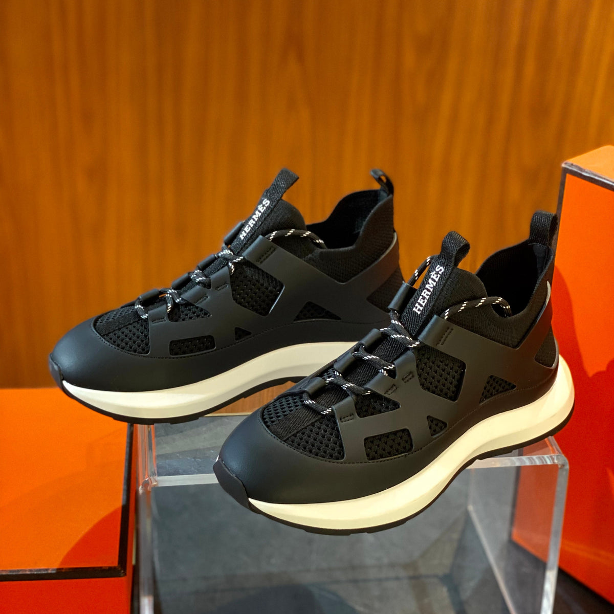HERM KATANA SNEAKERS