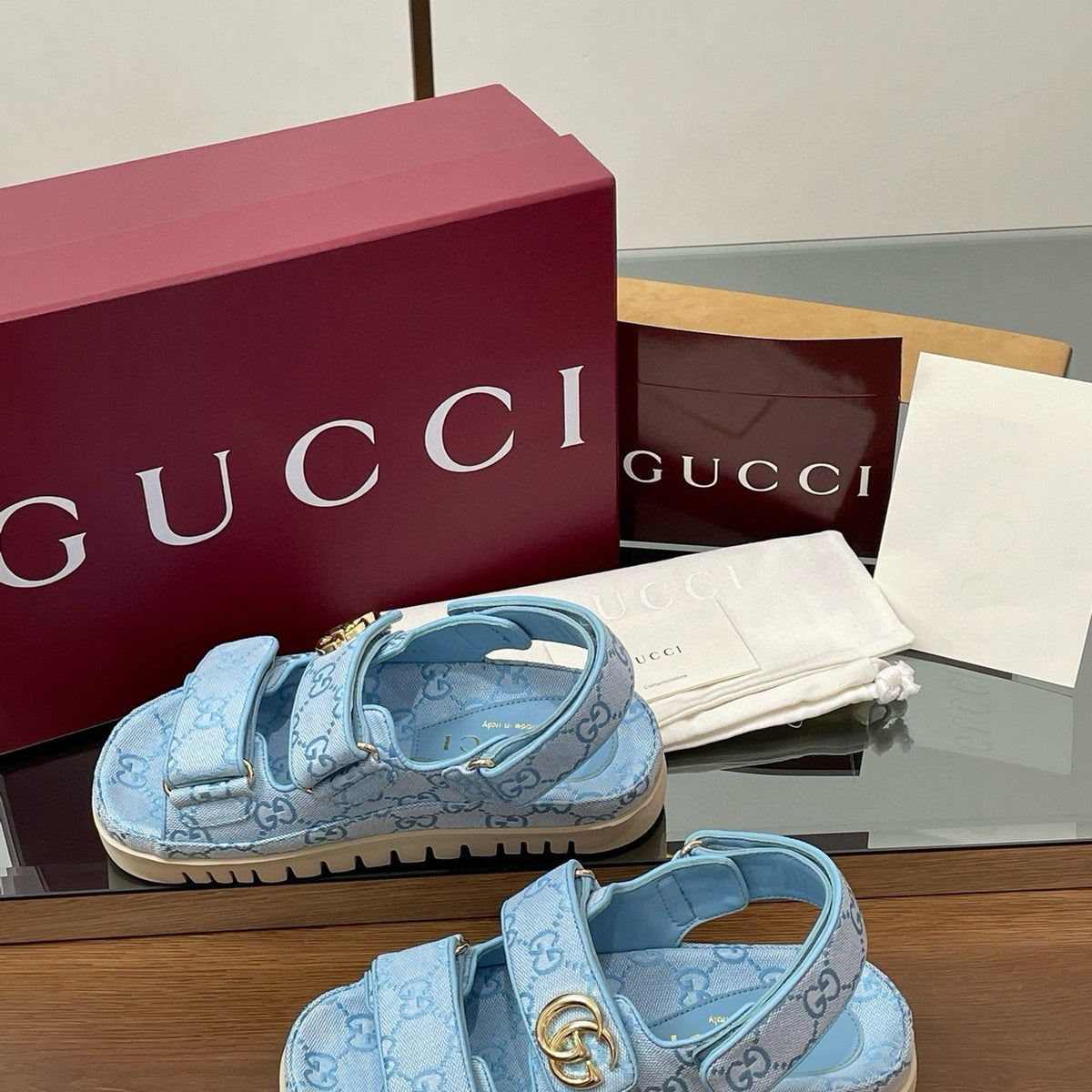 GG SANDALS
