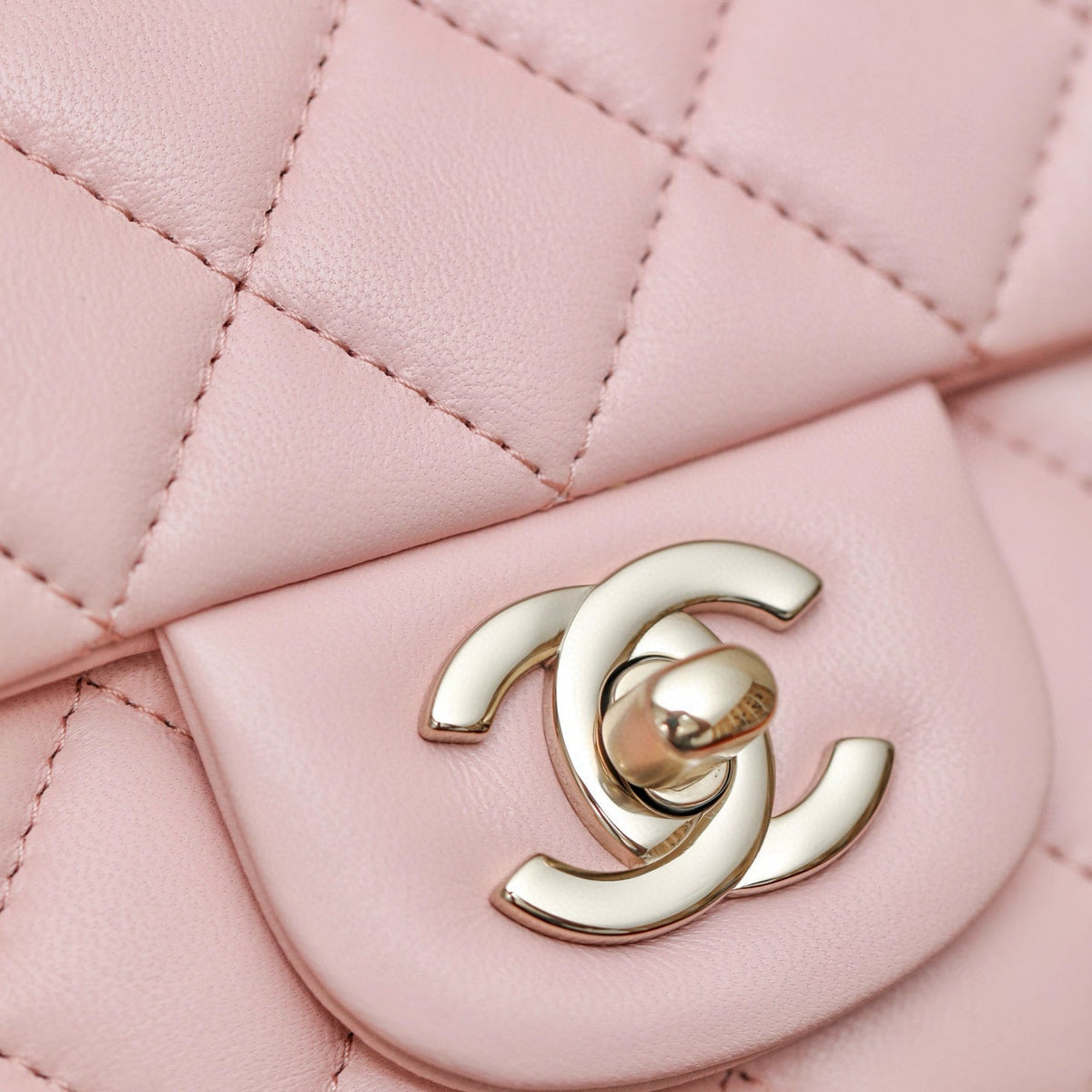 CC CLASSIC FLAP