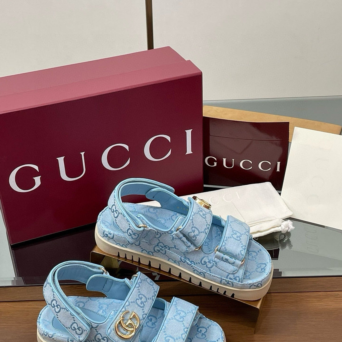 GG SANDALS