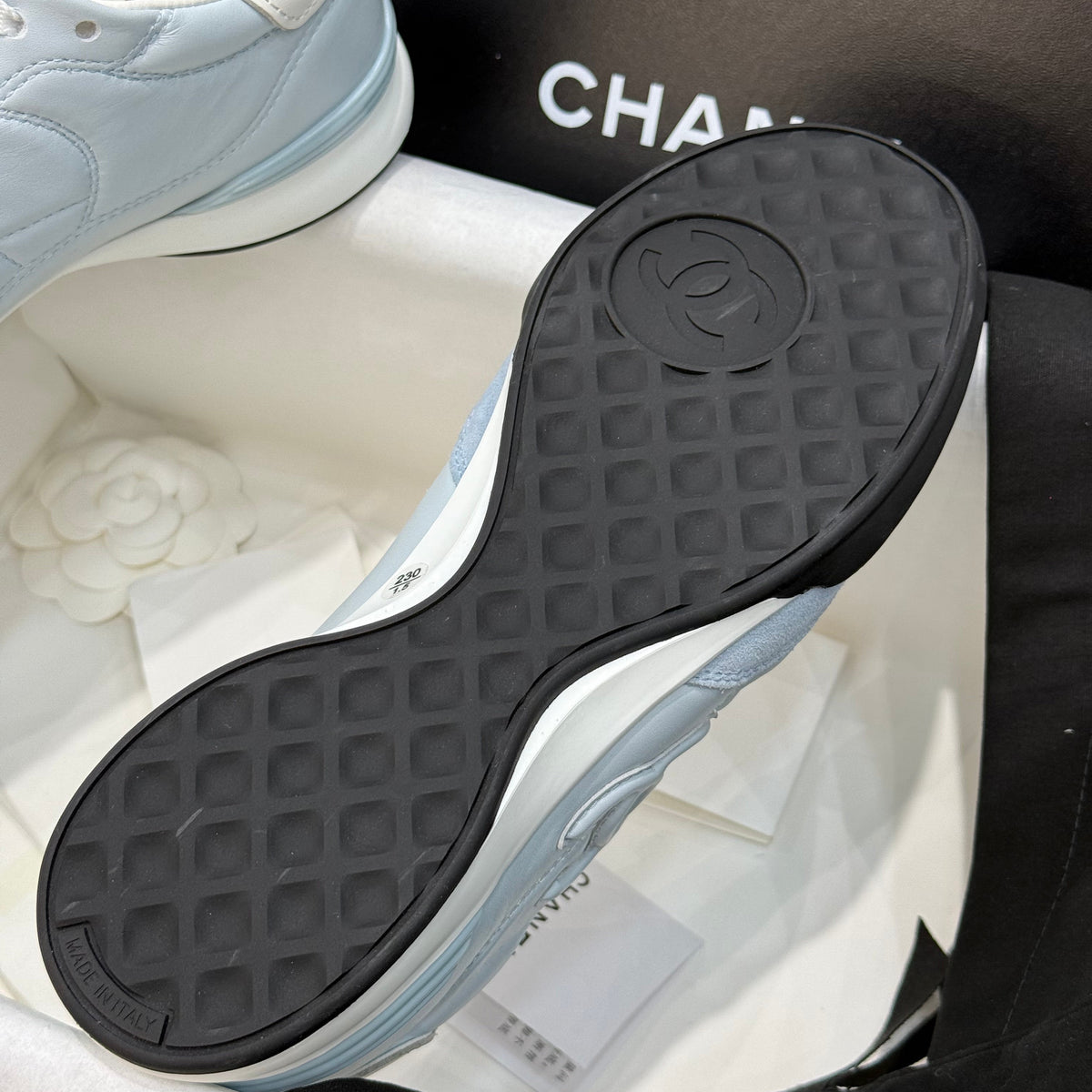 CC SNEAKER