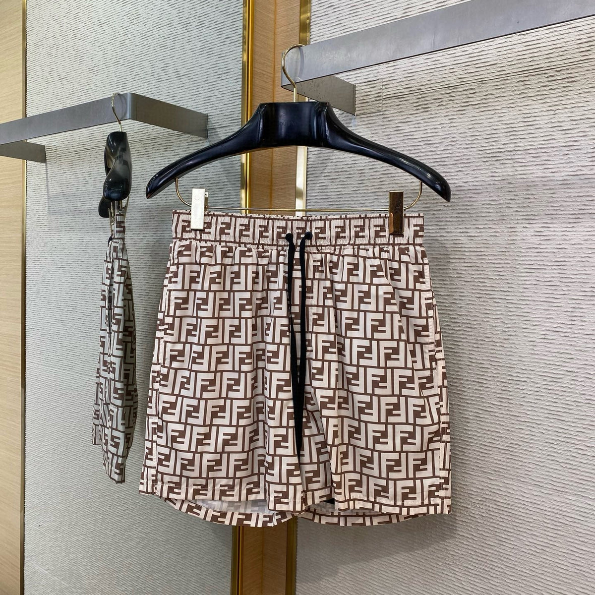 FEN SHORTS