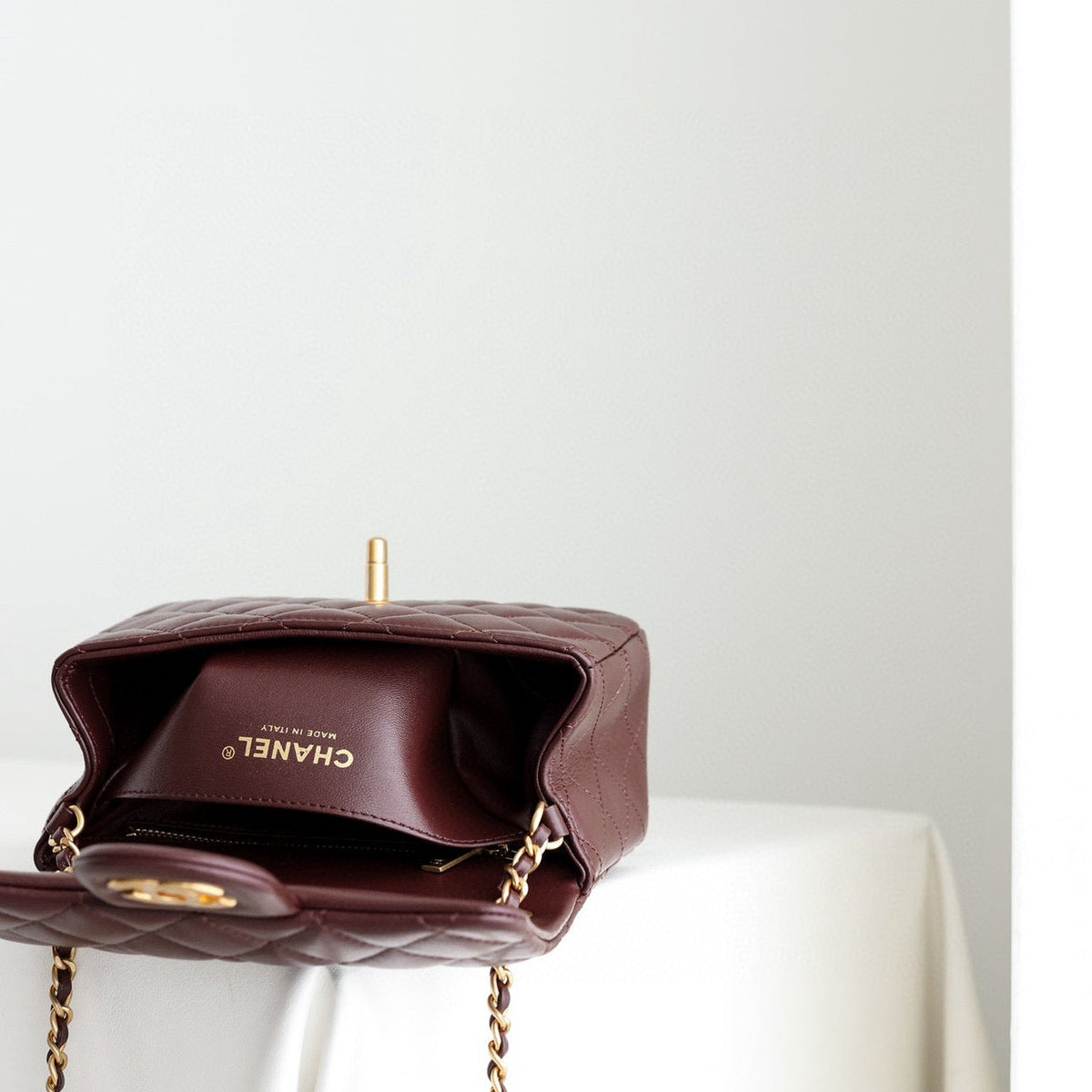 CC CLASSIC FLAP MINI BAG