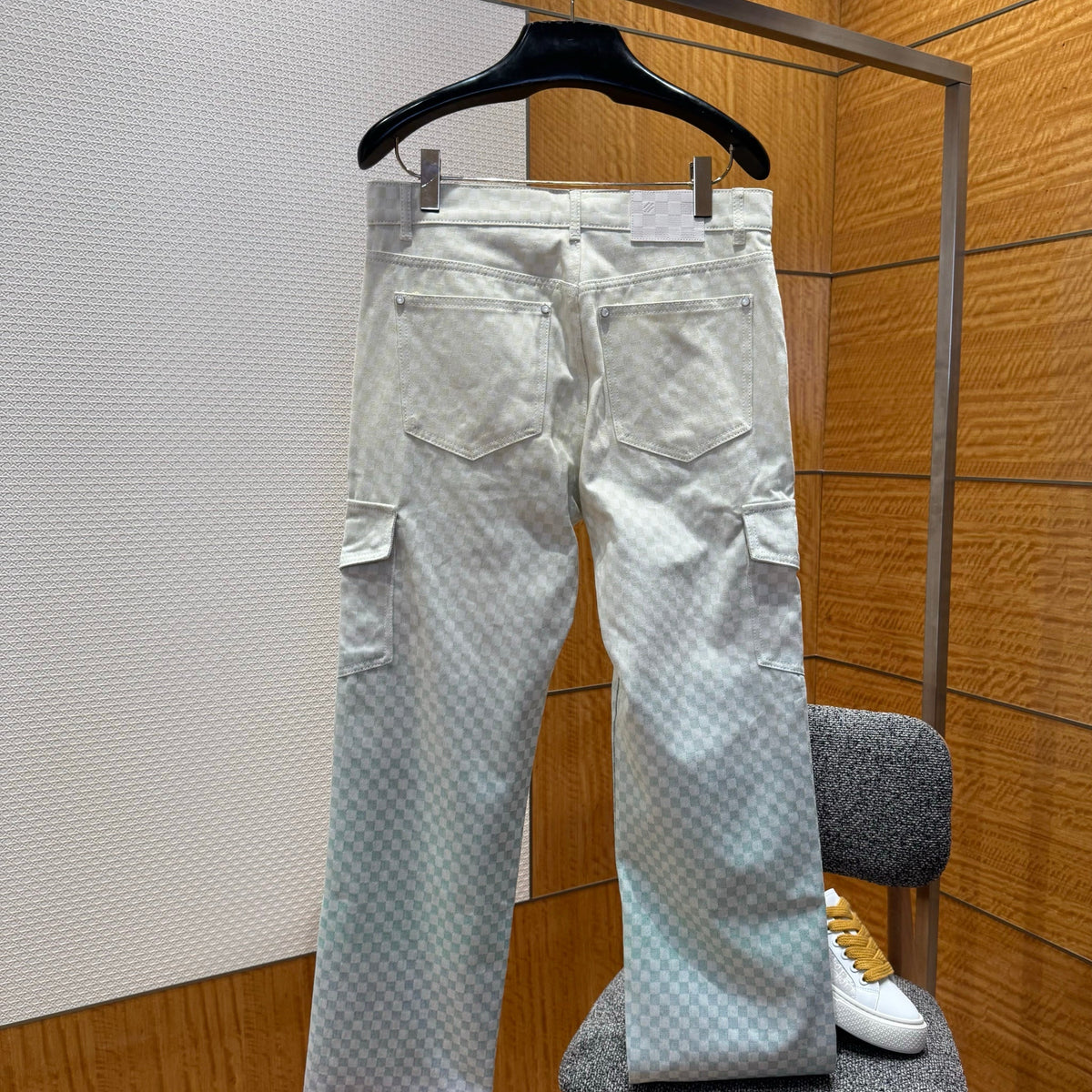 LOU JEANS