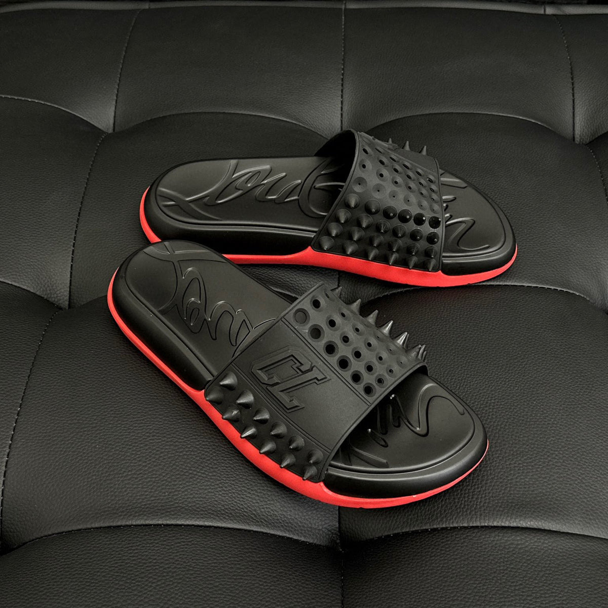 CL SPIKE SLIDES