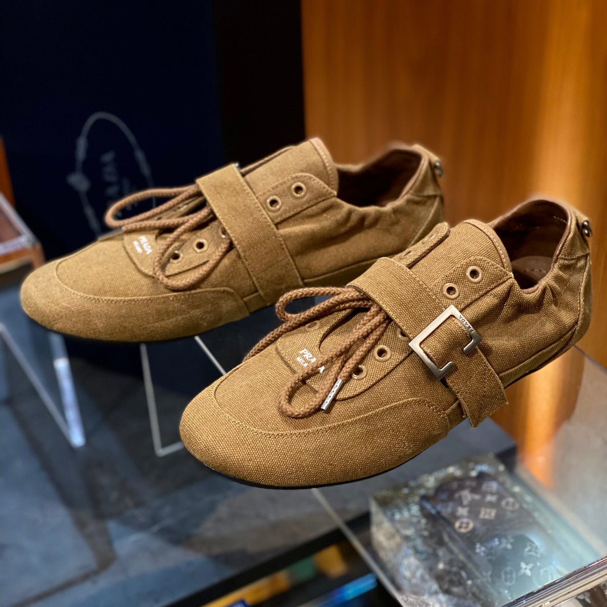 PD COLLAPSE SNEAKER