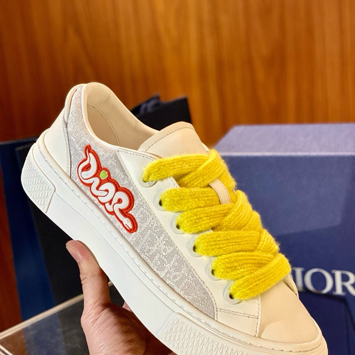 CD B33 SNEAKER