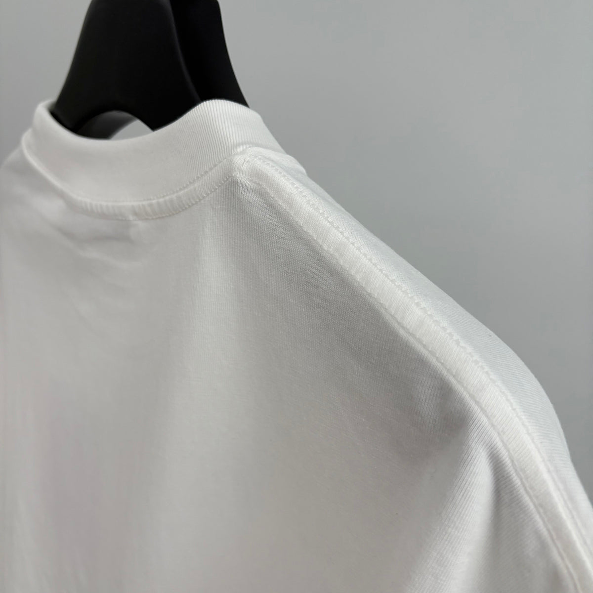 ACNE T-SHIRT