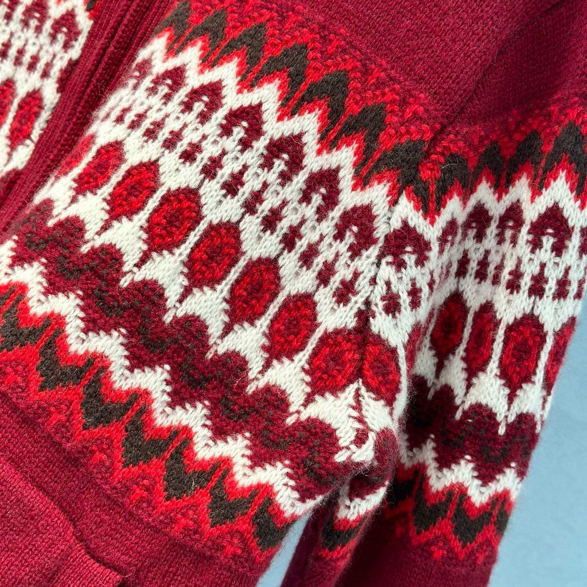 LORO P ZIP SWEATER