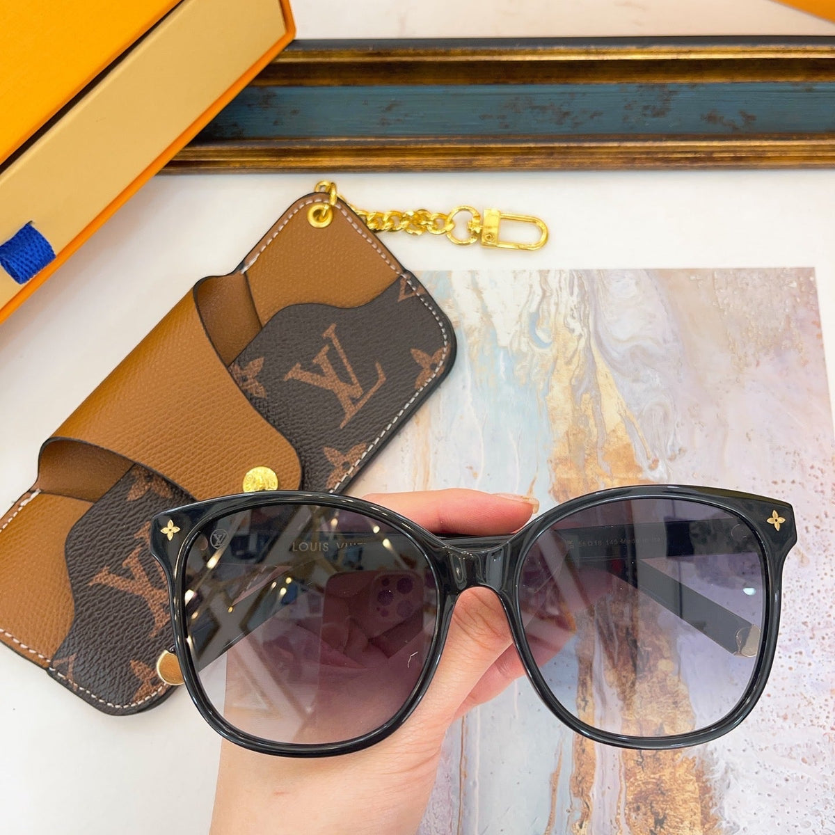 LOU SUNGLASSES