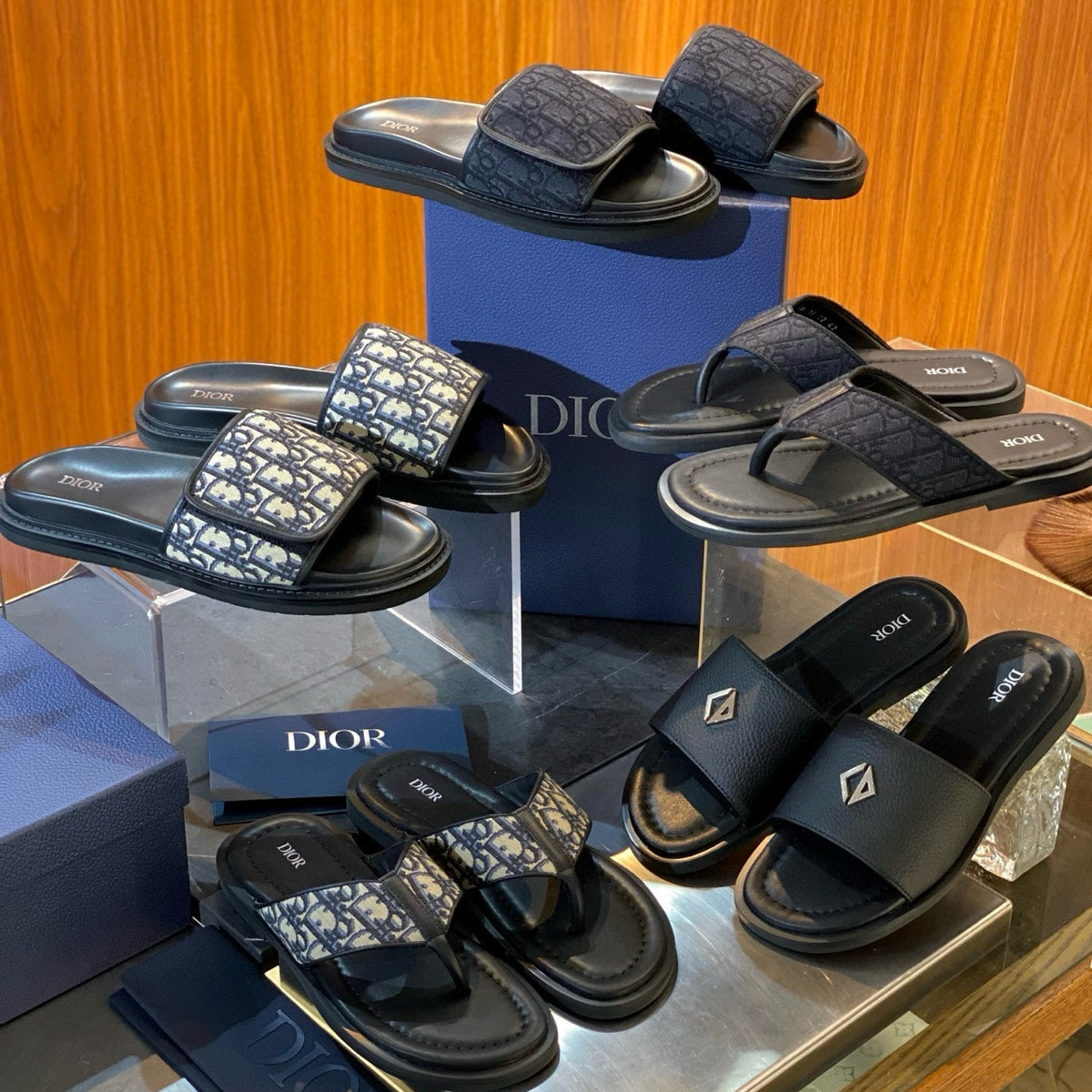 CD ALIAS SANDALS