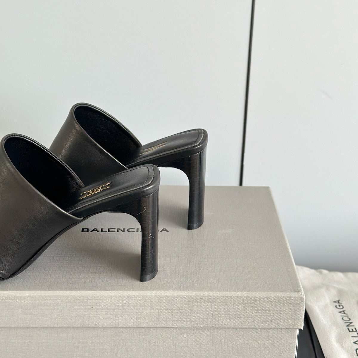 BAL HEELS