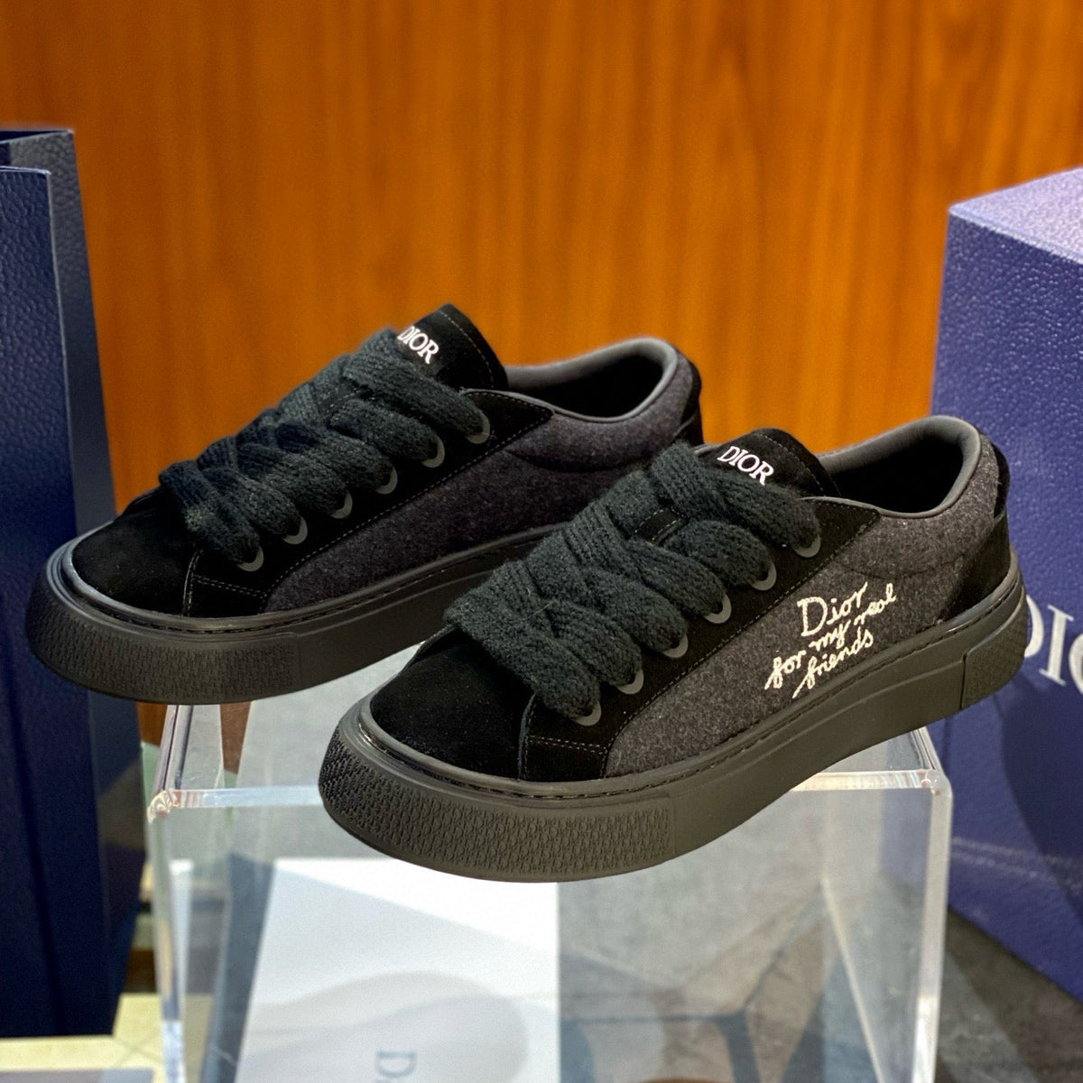 CD B33 SNEAKER