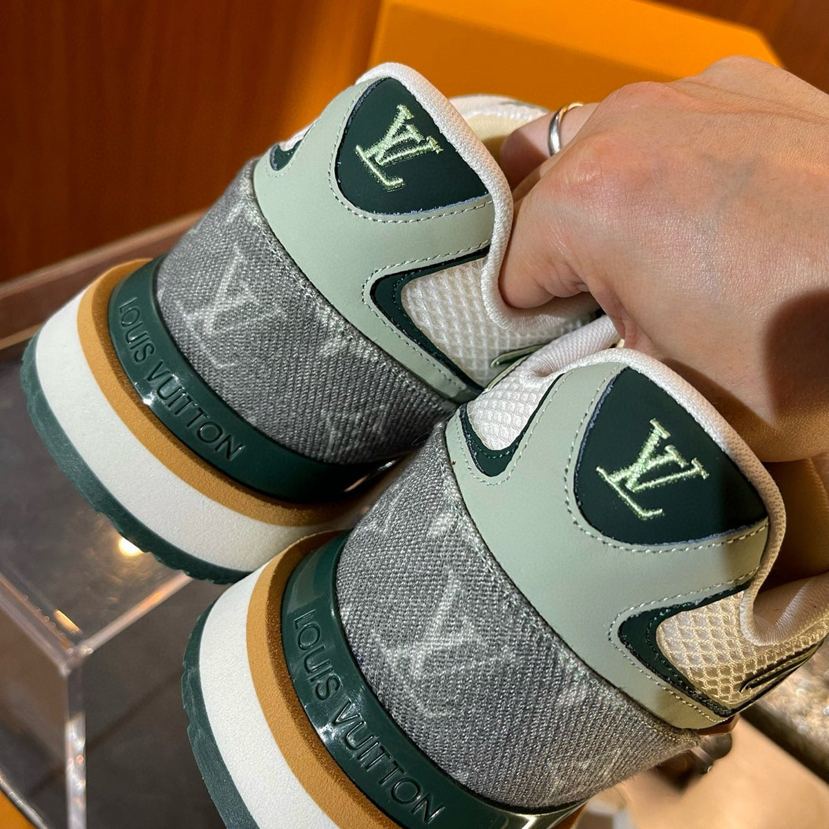 LOU TRAINERS