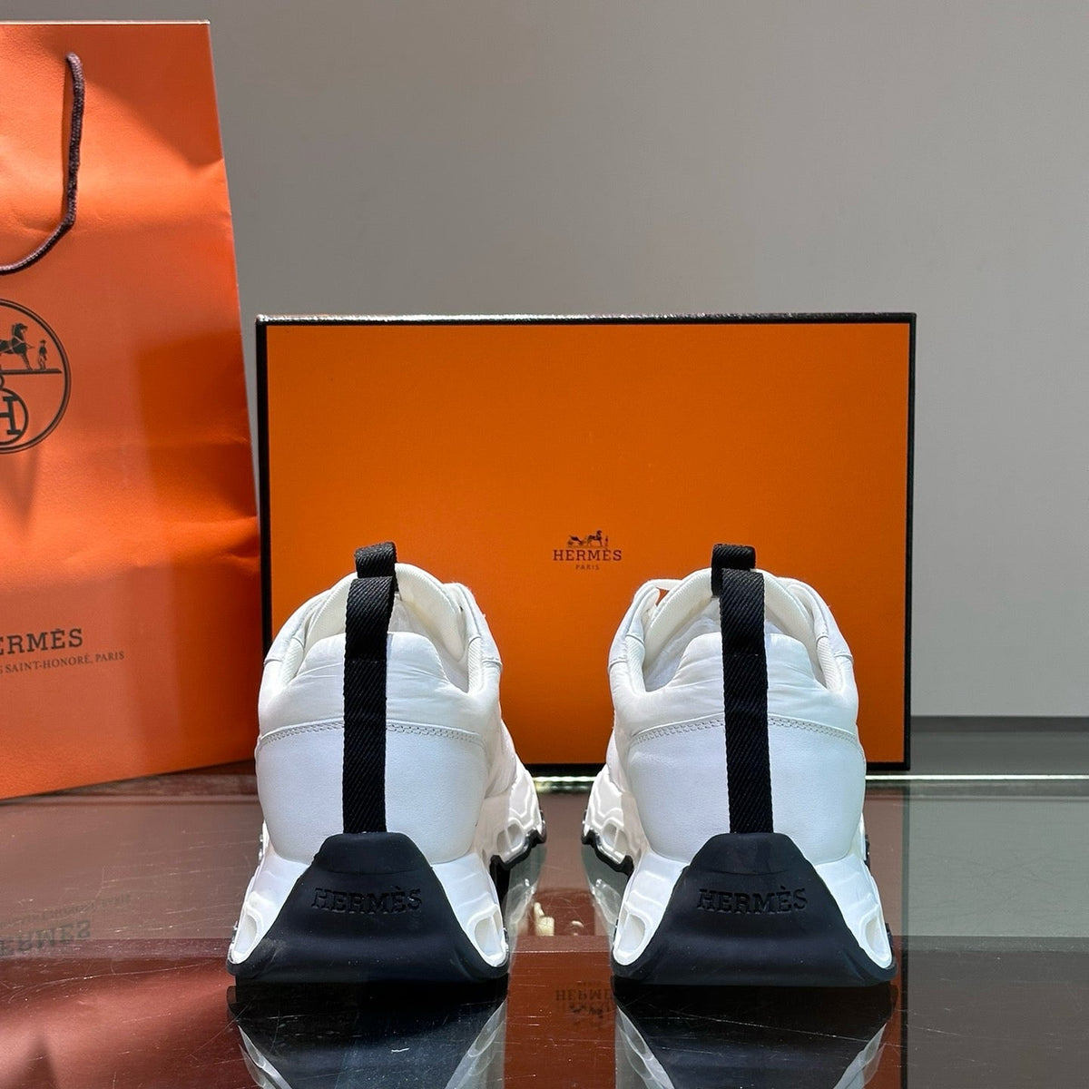 HERM IMPULSE SNEAKER