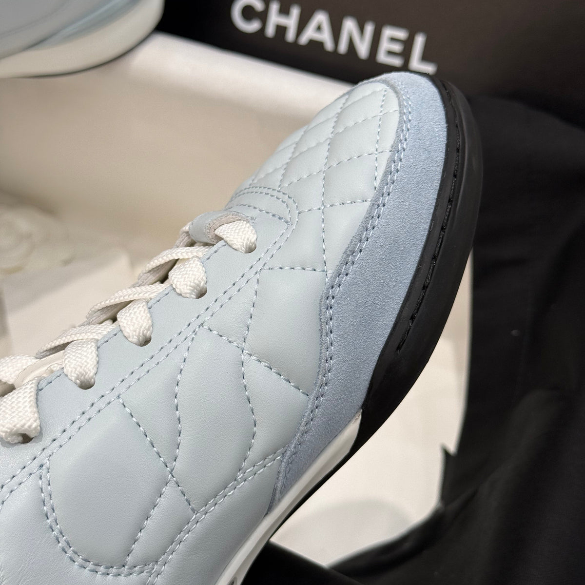 CC SNEAKER