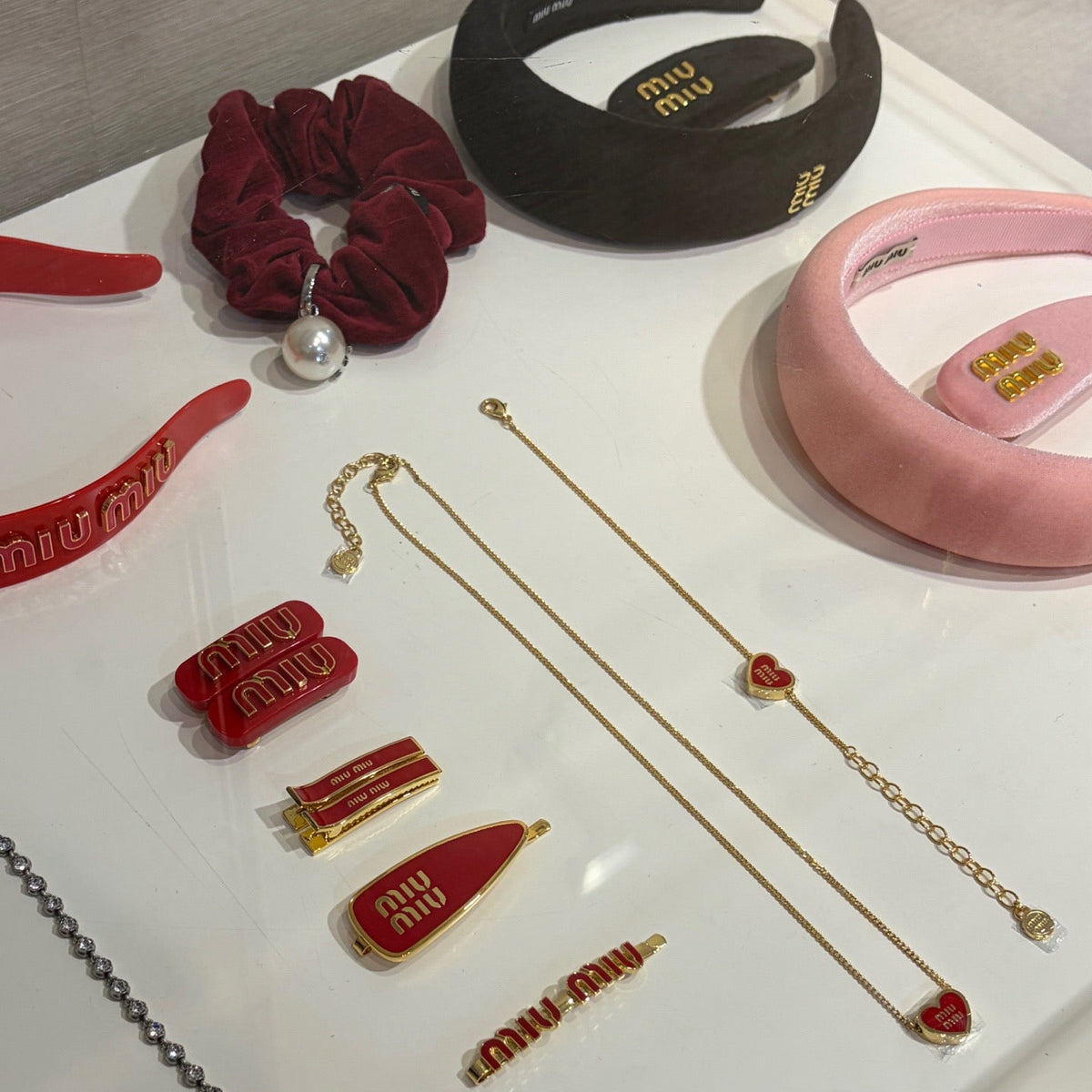 MIU M NECKLACE