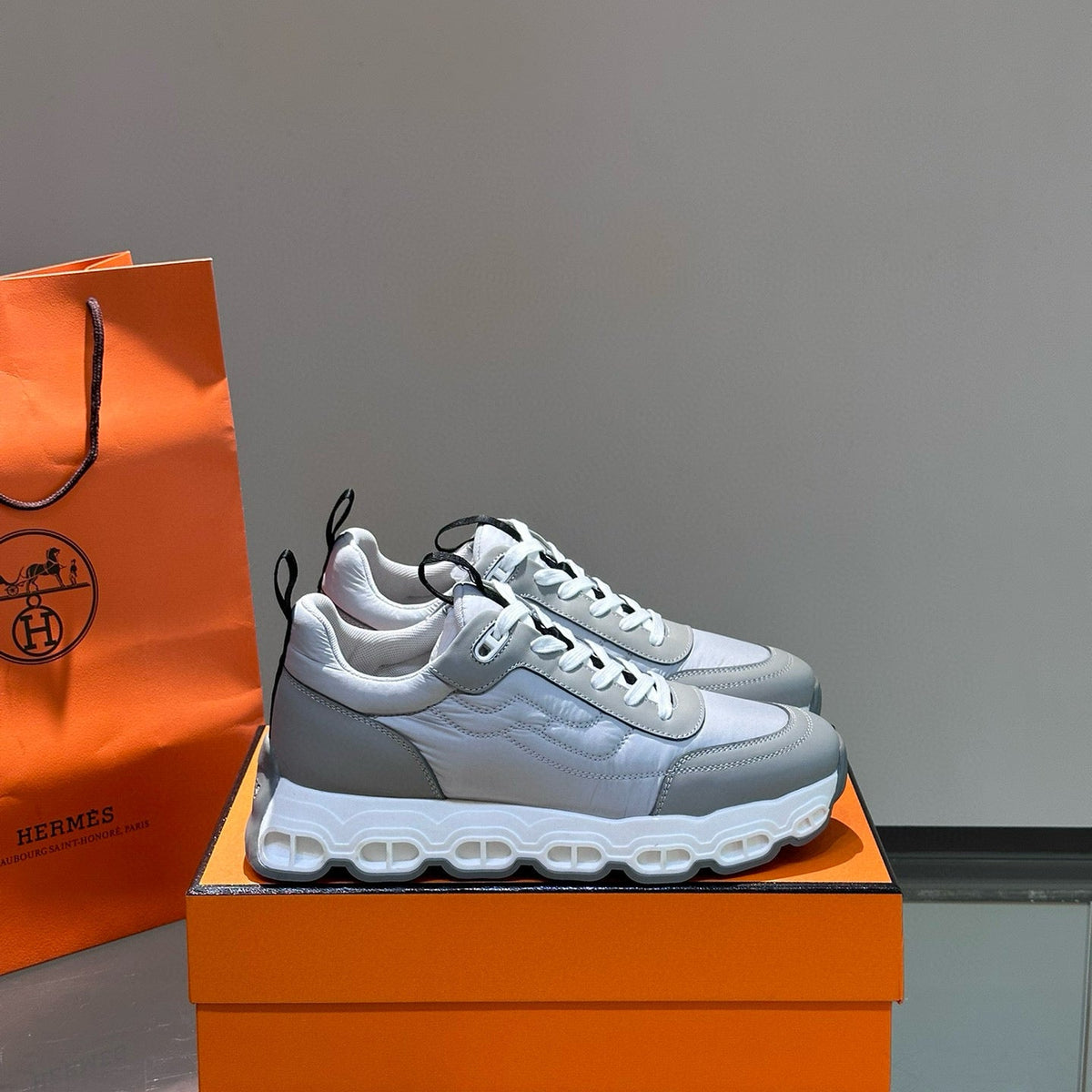 HERM IMPULSE SNEAKER