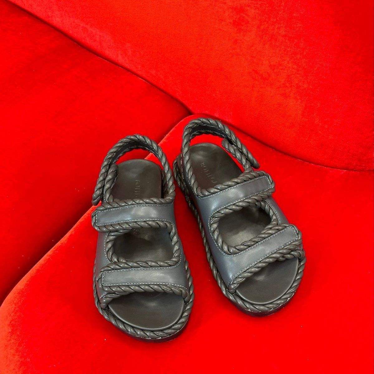 BV SANDALS