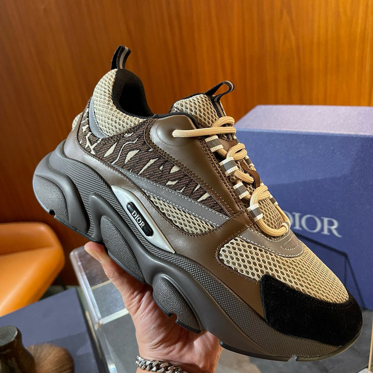 CD B22 SNEAKERS