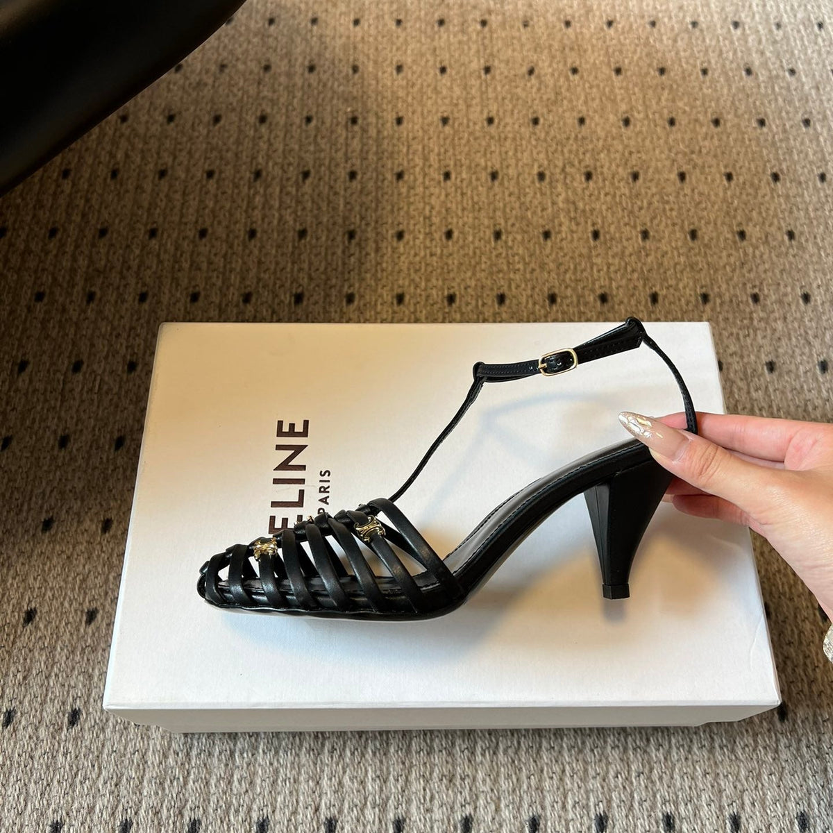 CEL HEELS