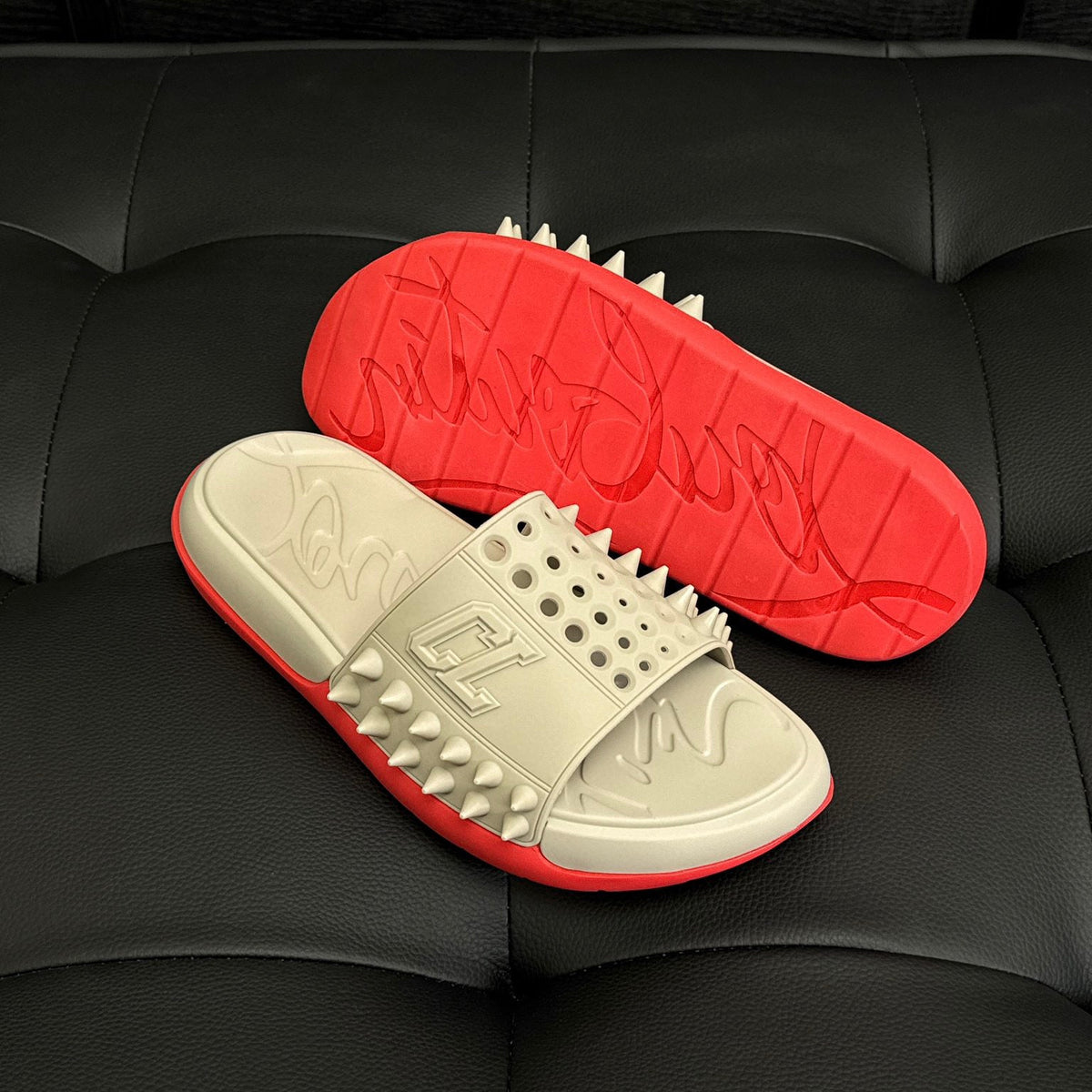 CL SPIKE SLIDES