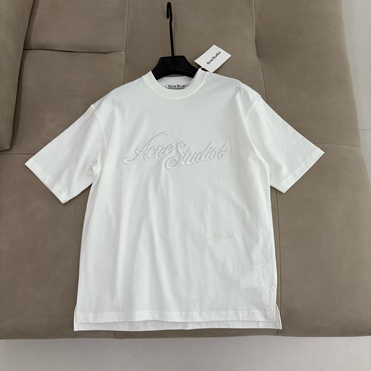ACNE T-SHIRT