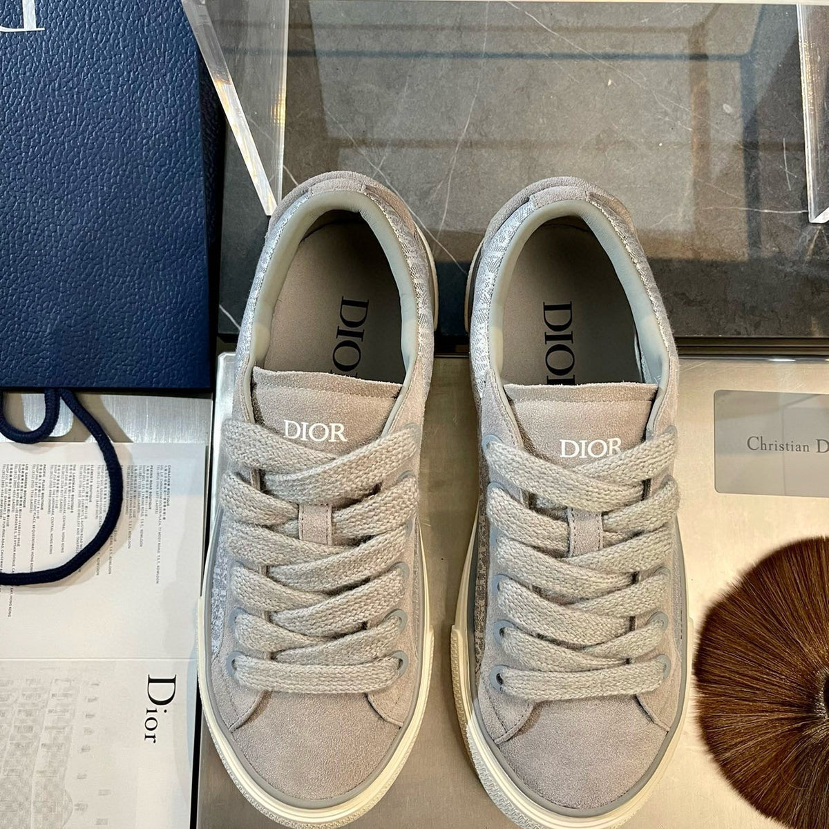 CD B33 SNEAKER