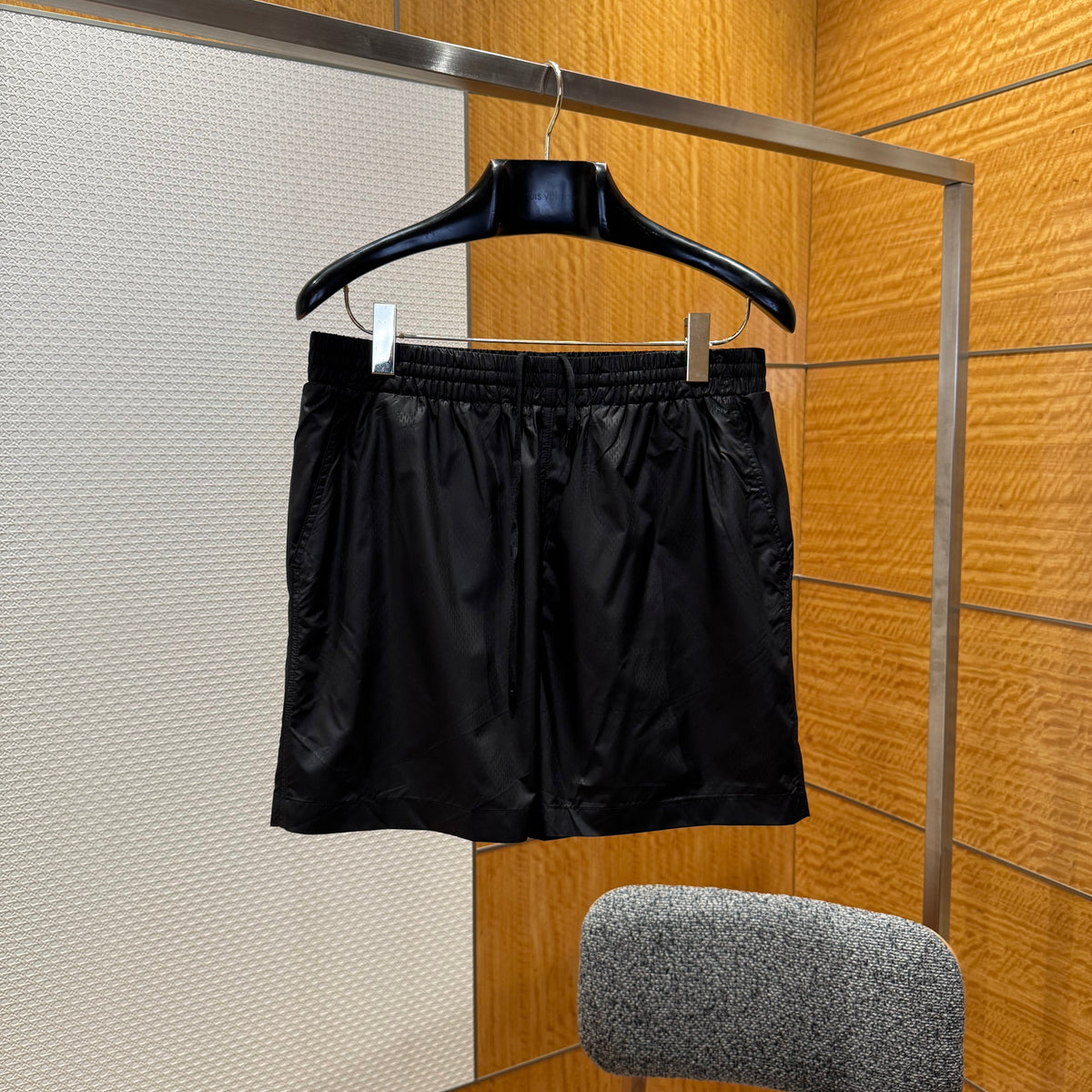 LOU SHORTS