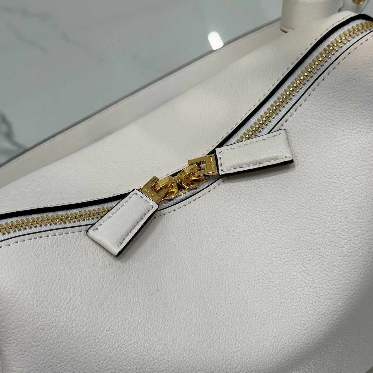 PD LEATHER HANDBAG