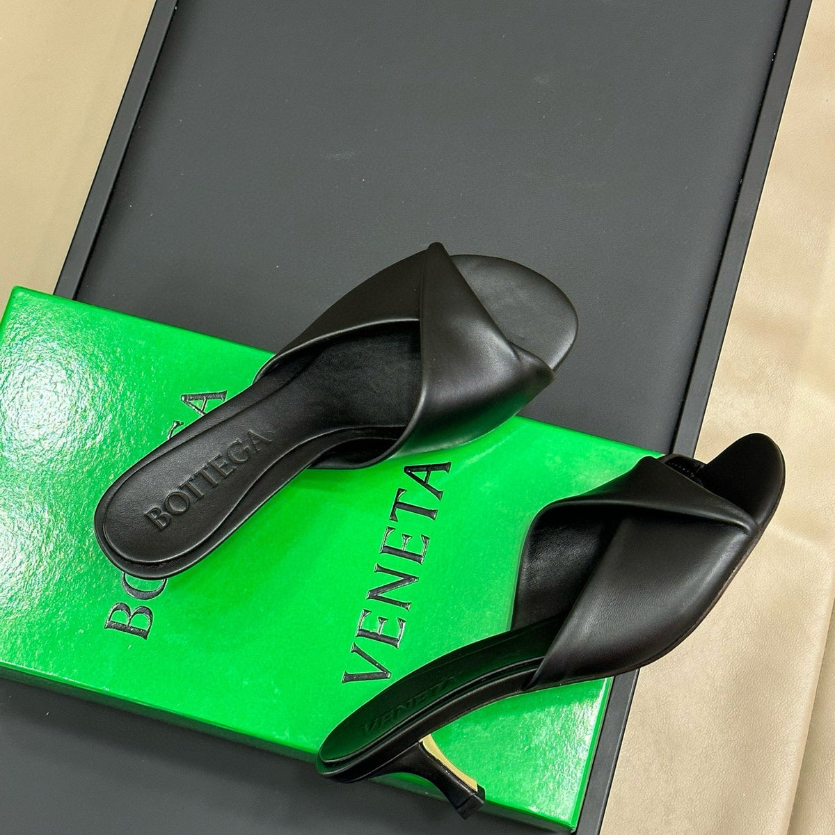 BV BLINK MULE