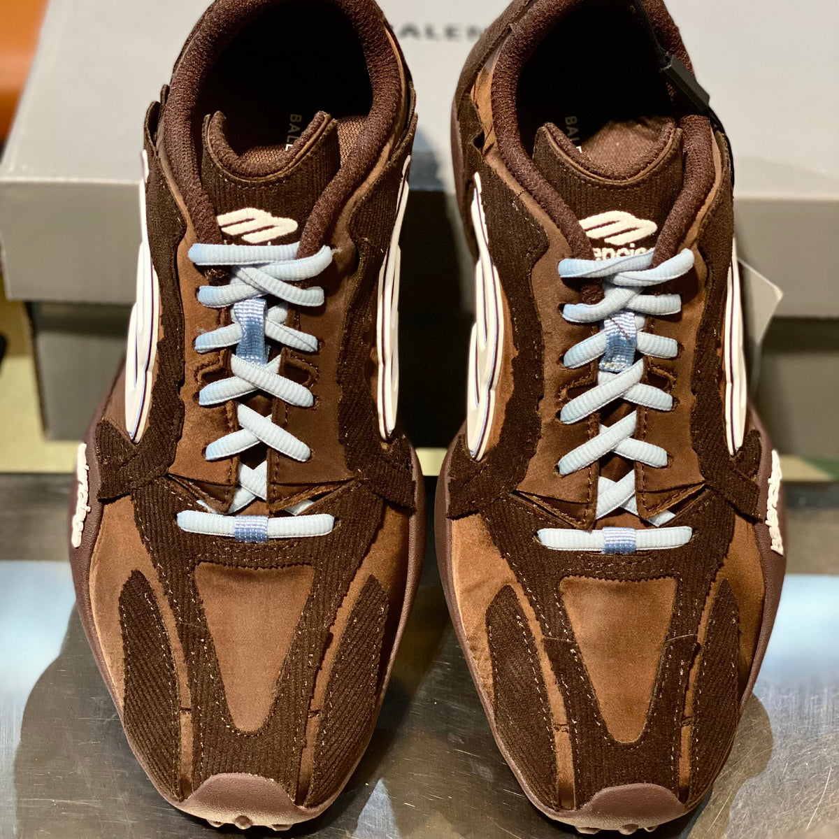 BAL MONDAY ULTRA SNEAKERS