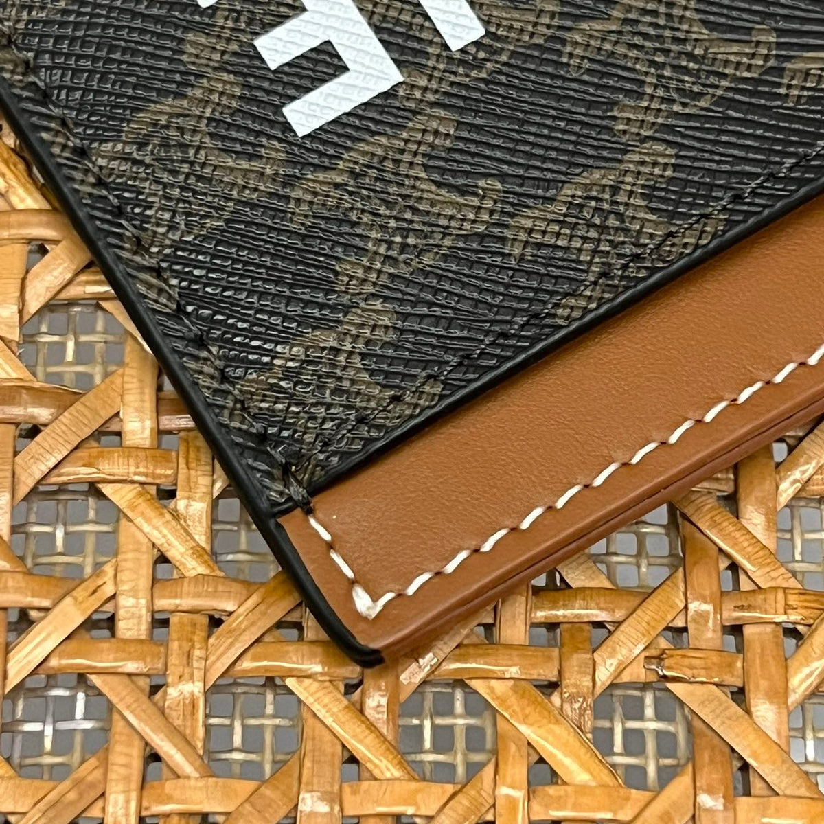 CEL CARD HOLDER