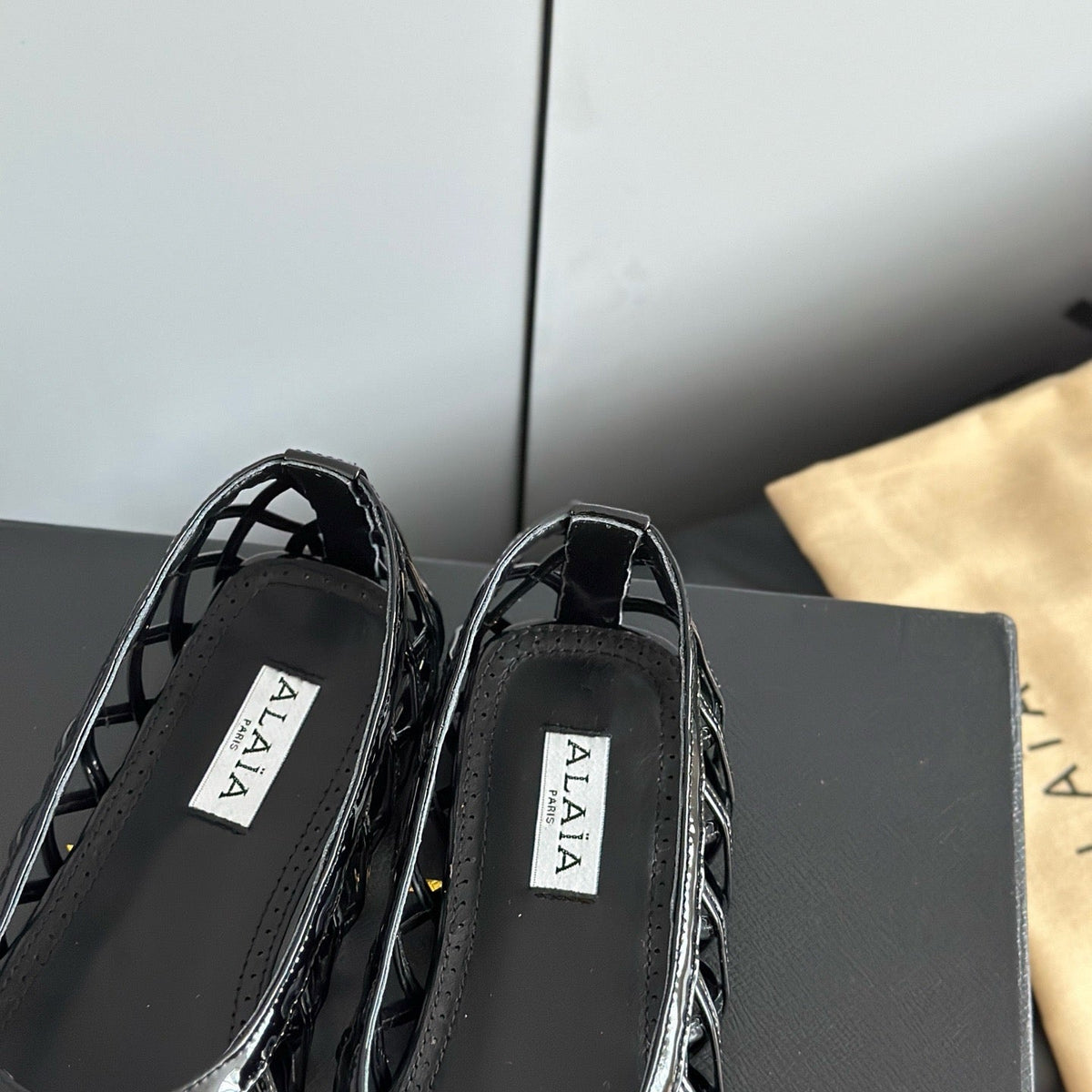 ALAIA BALLET FLATS