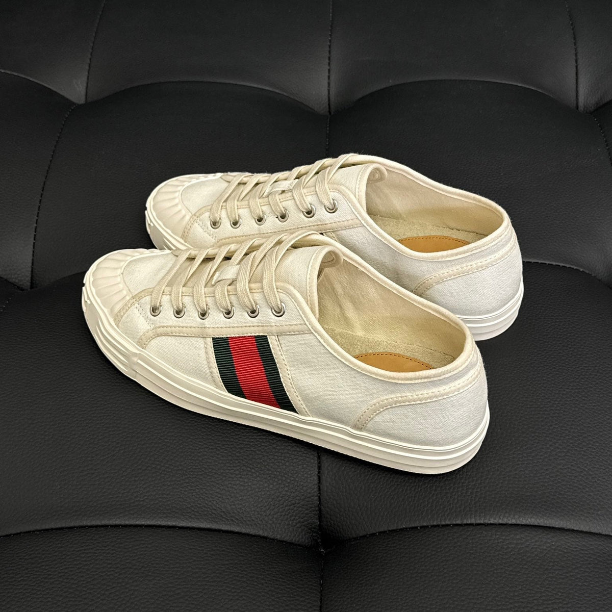 GG SNEAKERS