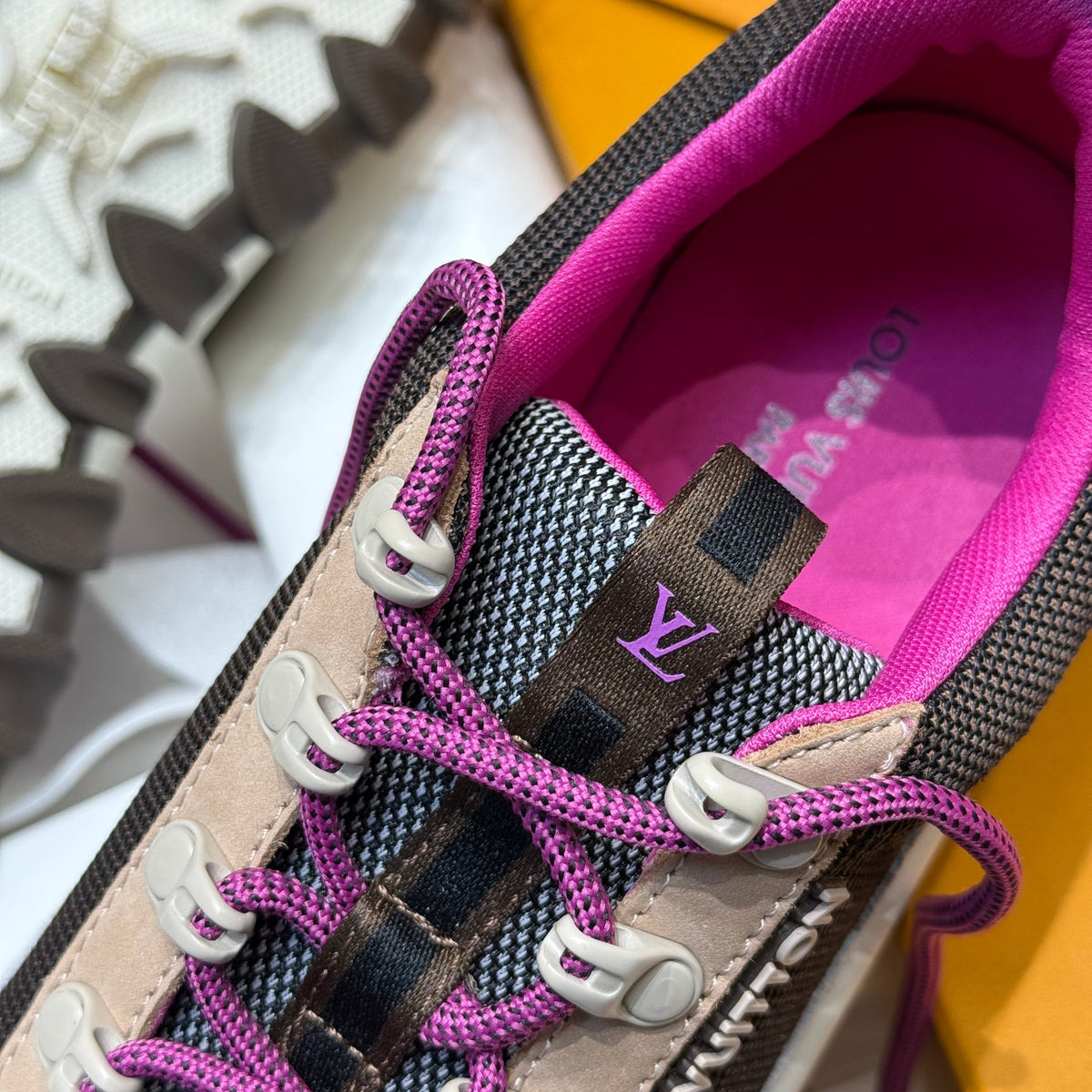 LOU RUSH XPLORER SNEAKERS