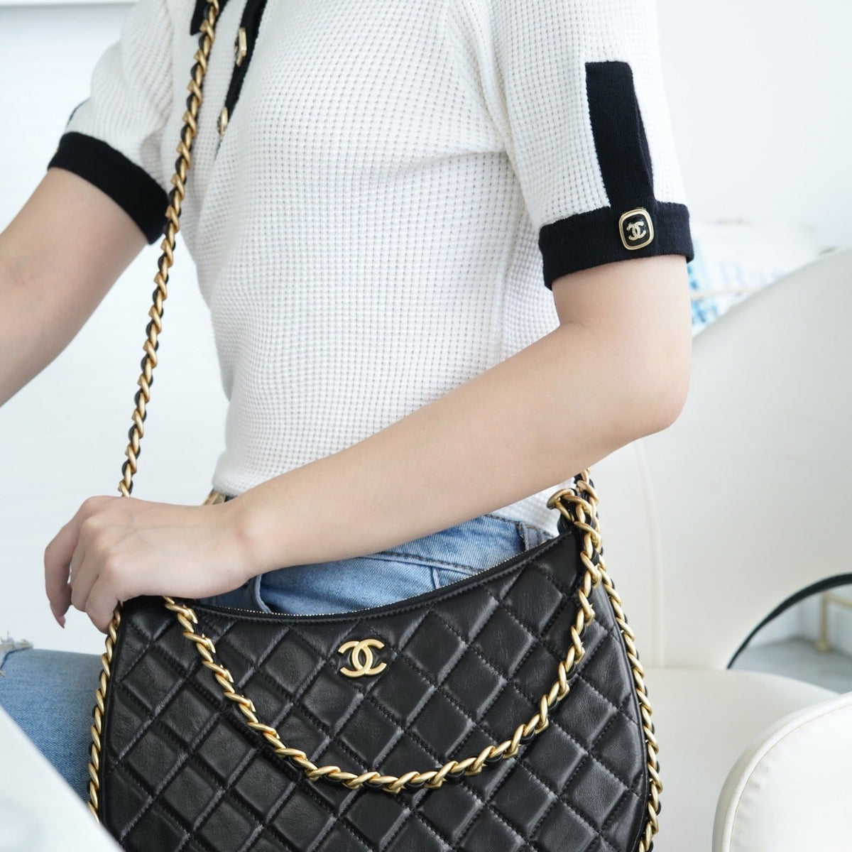 CC 23B HOBO BAG