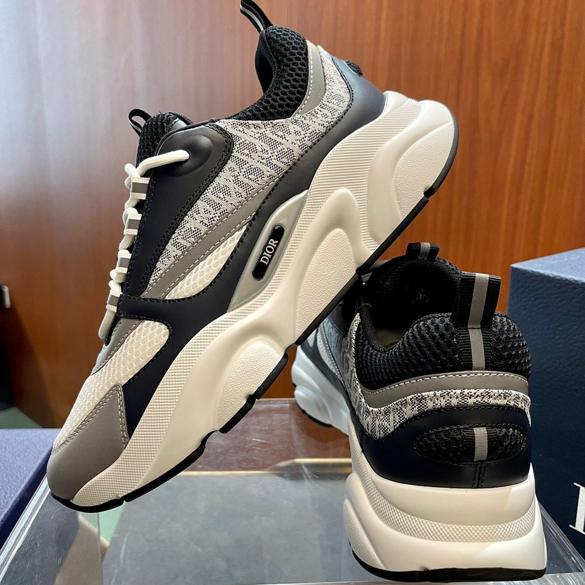 CD B22 SNEAKERS
