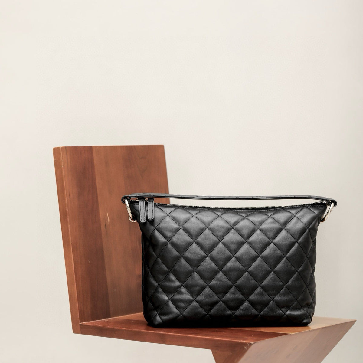 CC 23B HOBO BAG