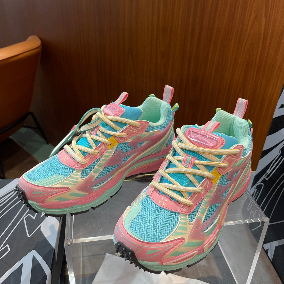 OFF W x VIRGIL ABLOH TRAINERS
