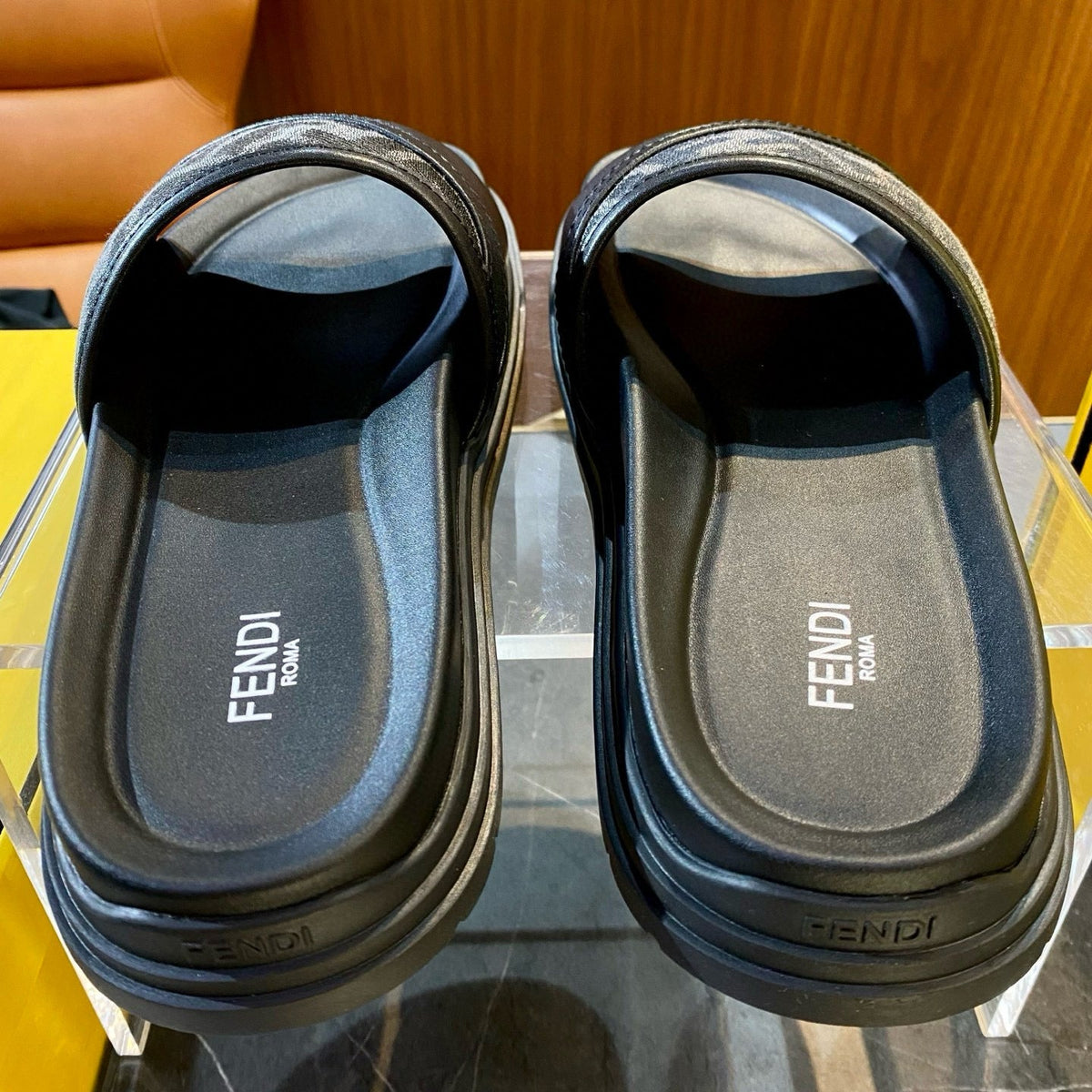 FEN SANDALS