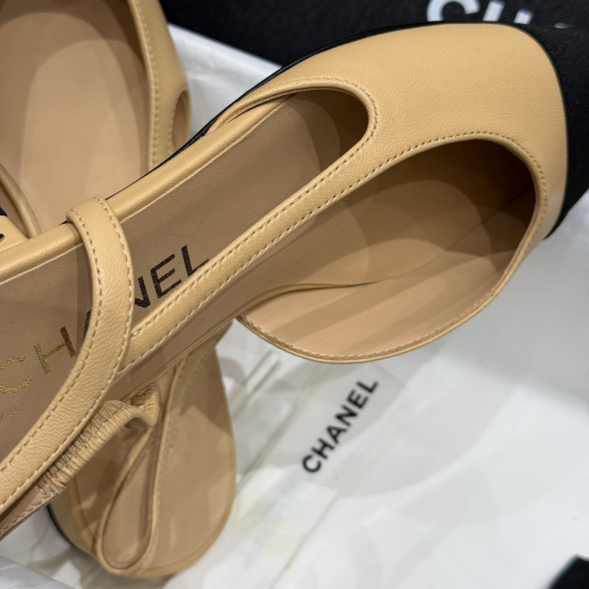 CC SLINGBACK PUMPS