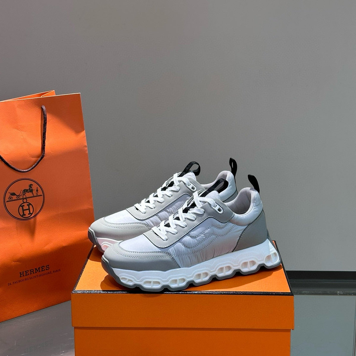 HERM IMPULSE SNEAKER
