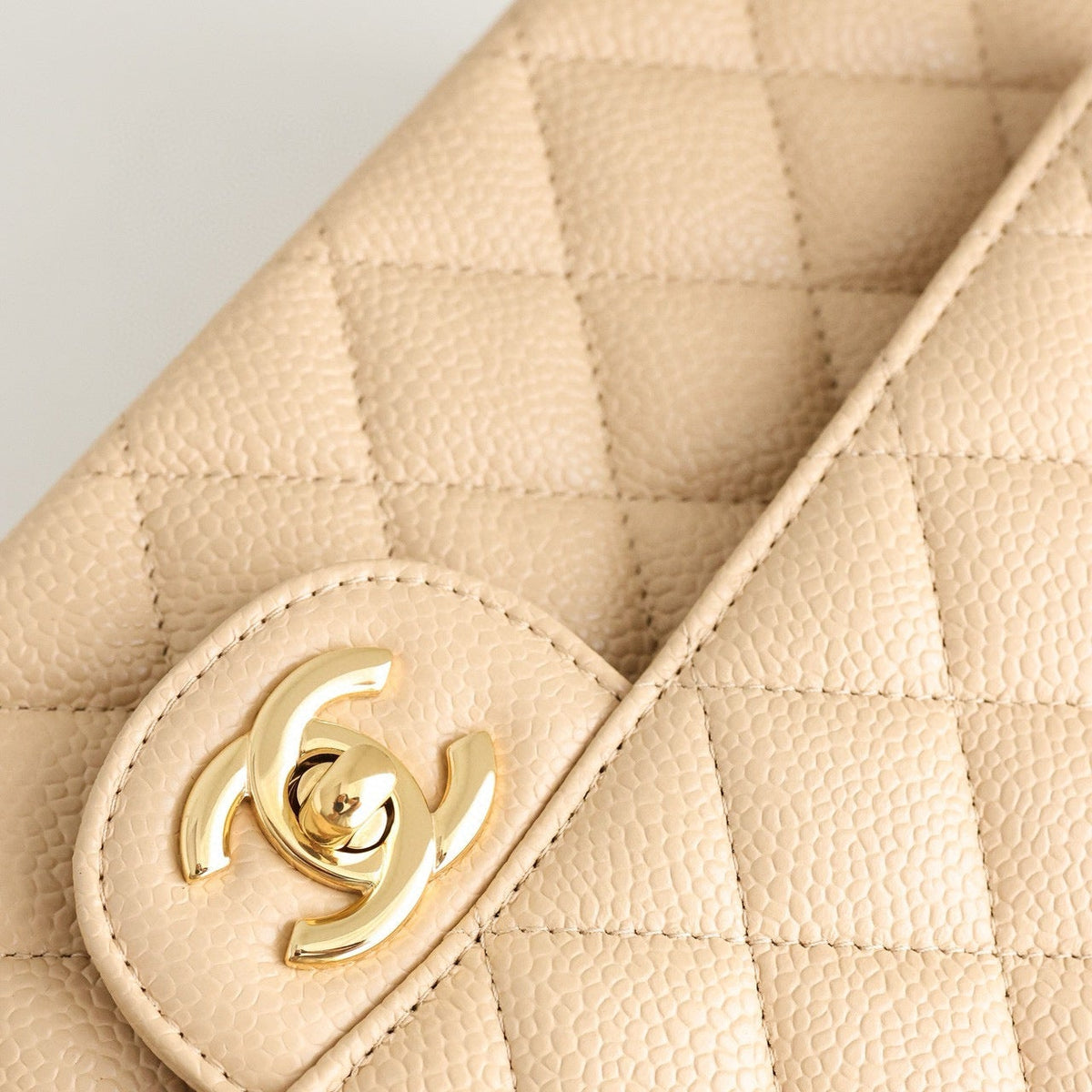 CC CLASSIC FLAP BAG