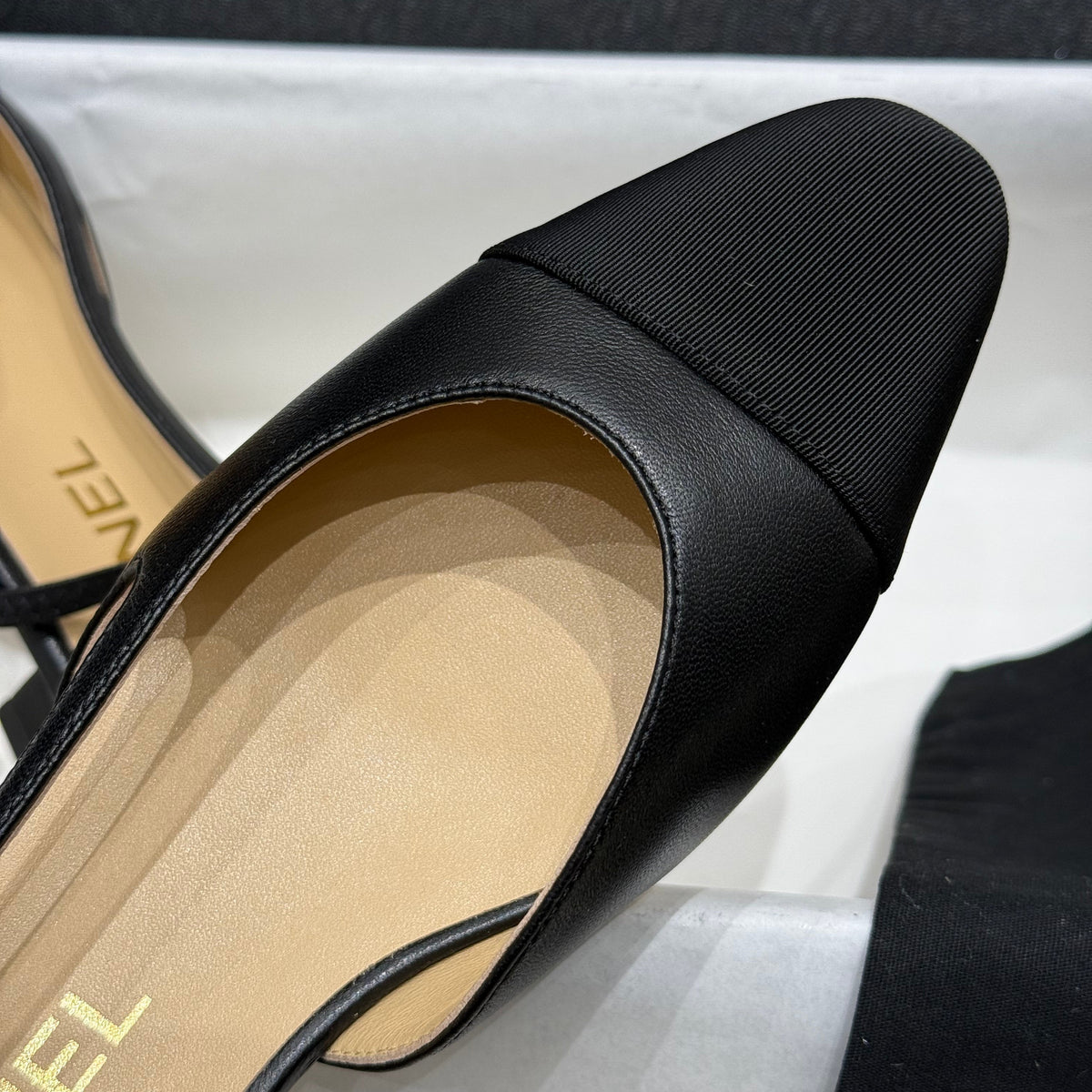 CC SLINGBACK PUMPS