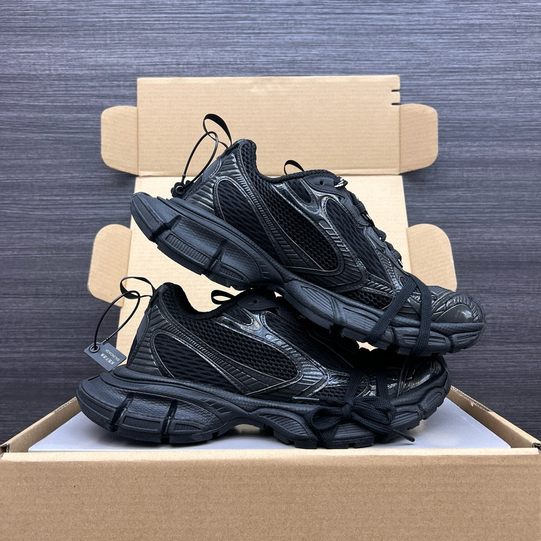 BAL 3XL TRAINERS