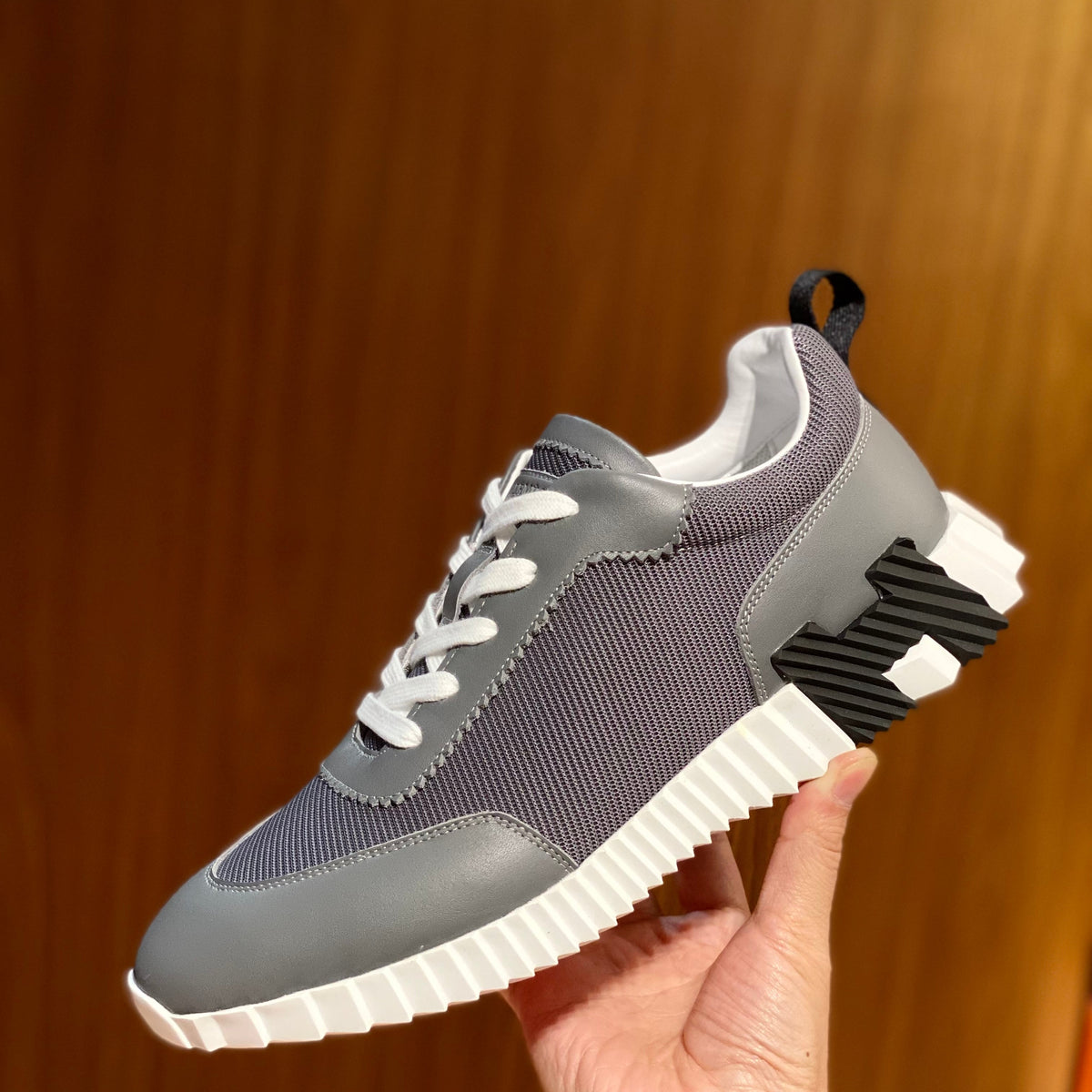 HERM BOUNCING SNEAKERS